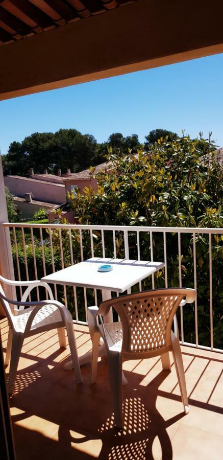 Hôtel Le Galoubet Villeneuve-Loubet Exterior foto